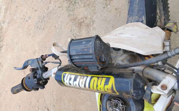 KAWASAKI KLX 150