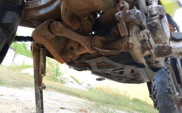 KAWASAKI KLX 150