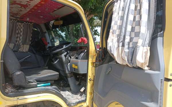 MITSUBISHI CANTER FE 75
