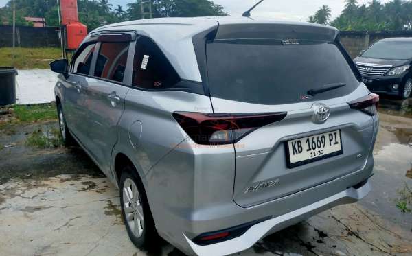 TOYOTA AVANZA