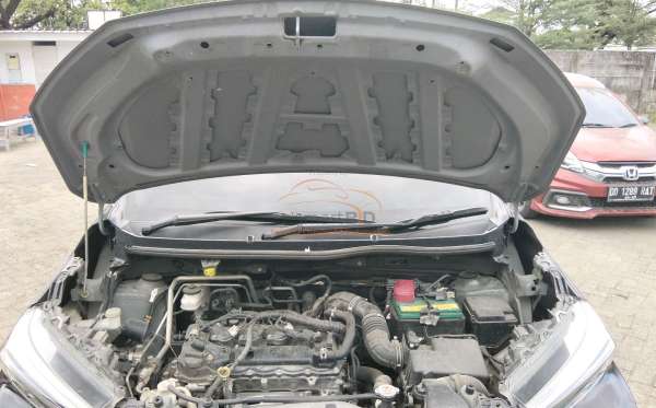 TOYOTA  AVANZA  1.3 E