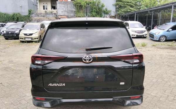 TOYOTA  AVANZA  1.3 E