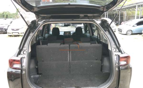 TOYOTA  AVANZA  1.3 E