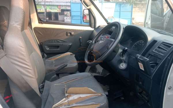 DAIHATSU GRAN MAX BLIND VAN
