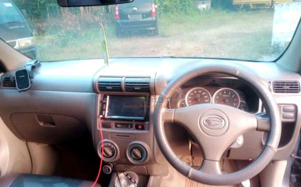 DAIHATSU  XENIA