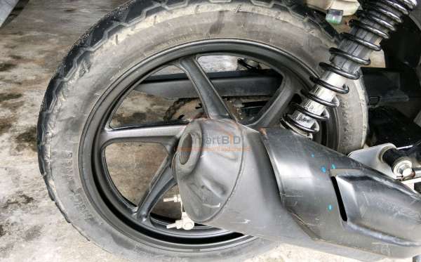 HONDA CB 150 Verza