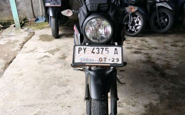HONDA CB 150 Verza