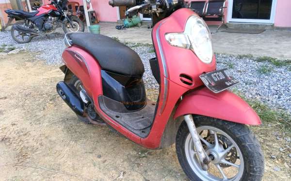 HONDA SCOOPY PRESTIGE