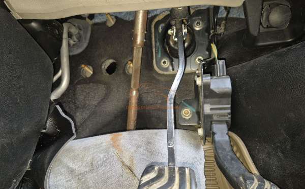 RENAULT TRIBER 1.0 RXZ AT