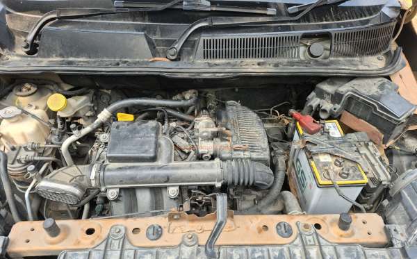 RENAULT TRIBER 1.0 RXZ AT