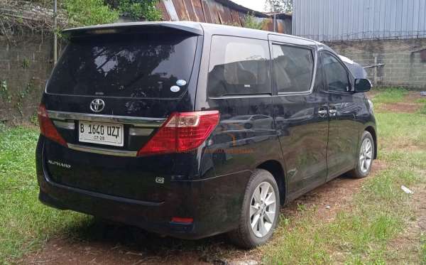 TOYOTA  ALPHARD  2.4