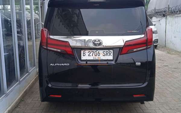 TOYOTA ALPHARD 2.5 G