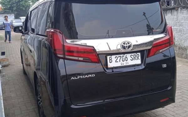 TOYOTA ALPHARD 2.5 G