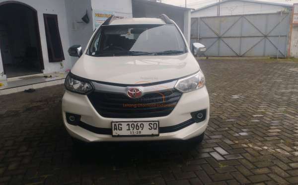 TOYOTA AVANZA E