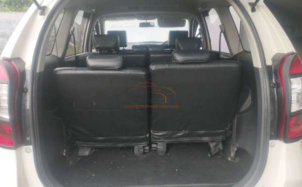 TOYOTA AVANZA E
