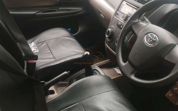 TOYOTA AVANZA E