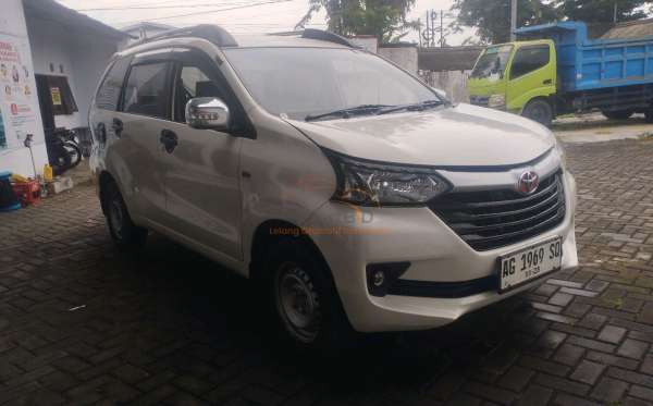 TOYOTA AVANZA E
