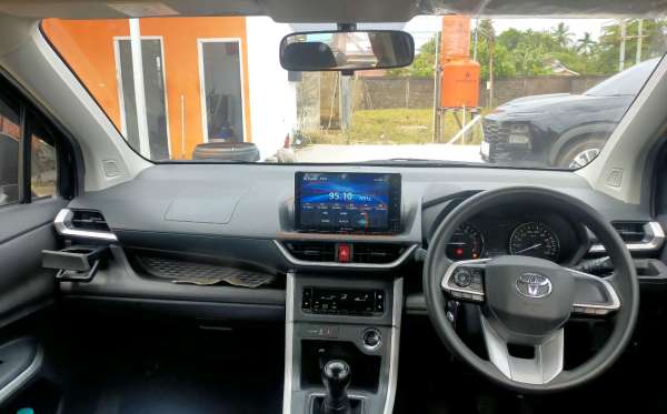 TOYOTA AVANZA 1.5 G