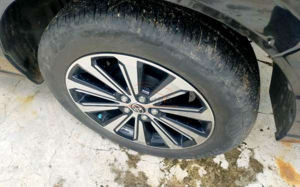 TOYOTA AVANZA 1.5 G