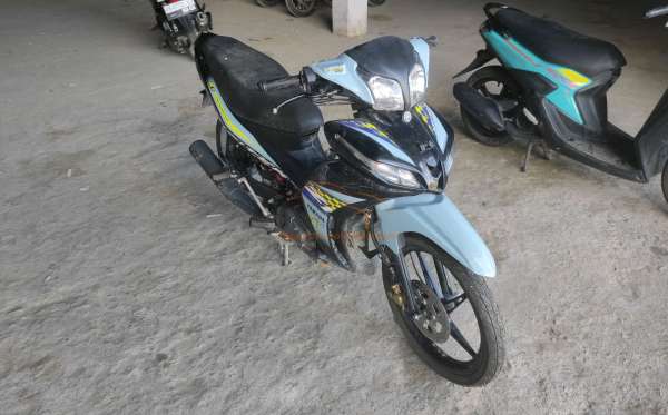 YAMAHA JUPITER Z1