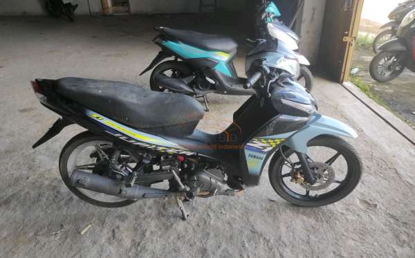 YAMAHA JUPITER Z1