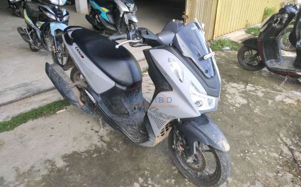 YAMAHA  LEXI