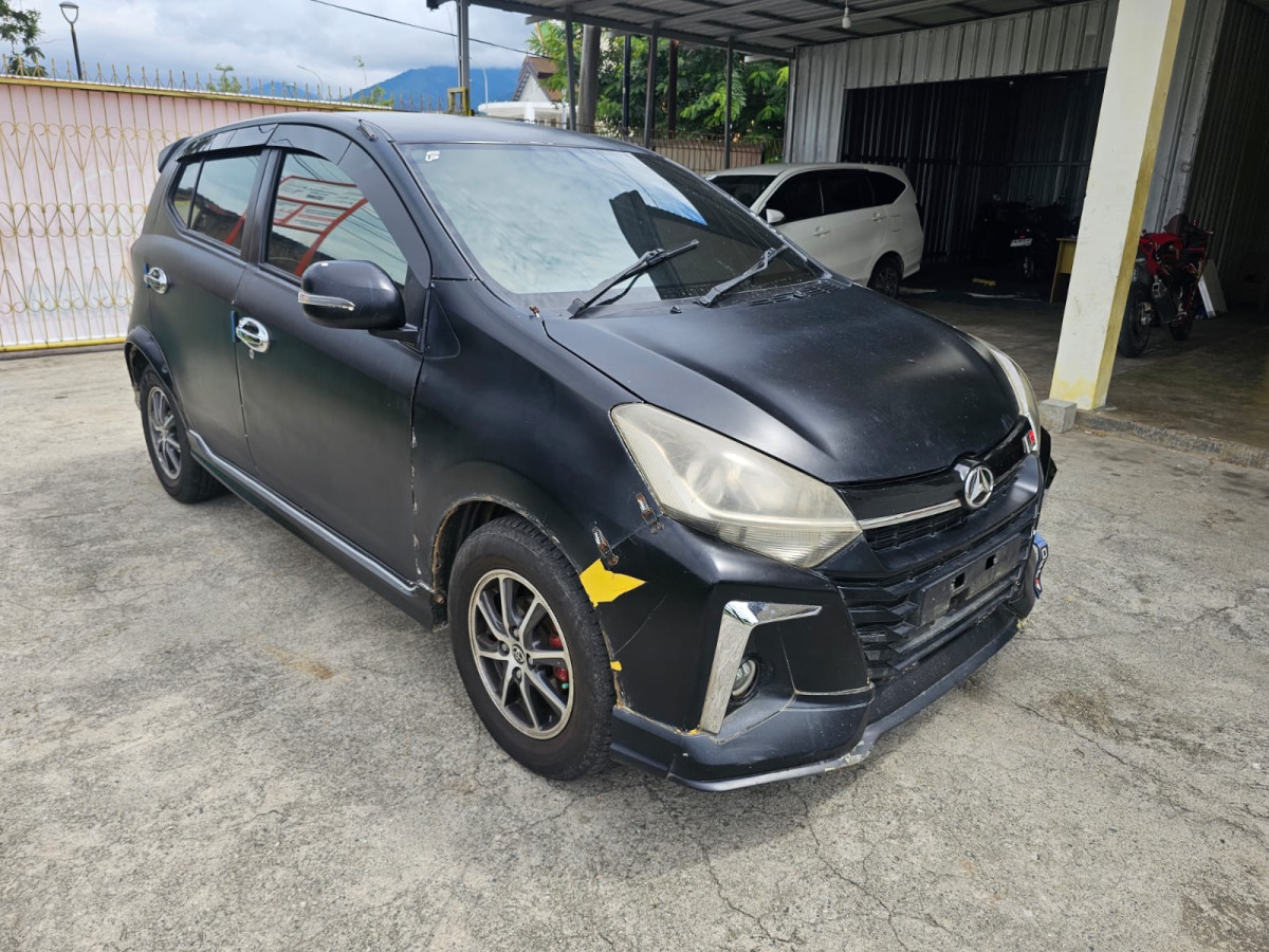 DAIHATSU AYLA 1.2R