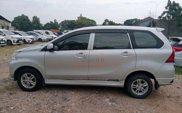 DAIHATSU XENIA 1.3 X