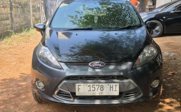 FORD FIESTA1.6L AT S