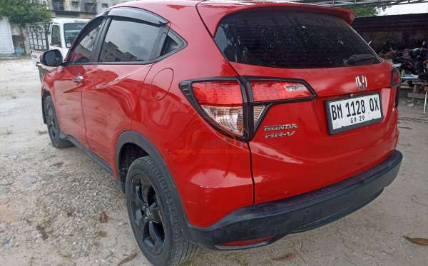HONDA HRV RU1 1.5 E