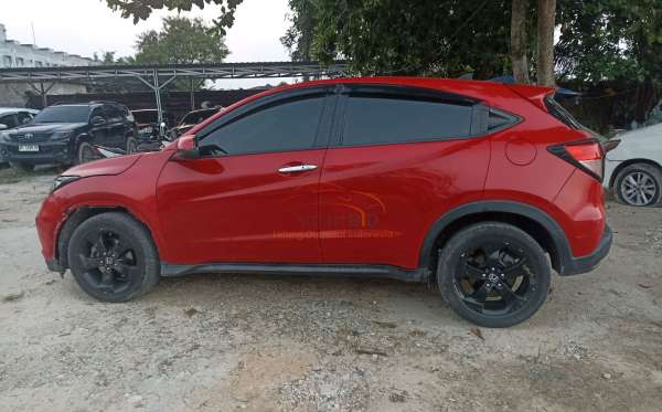 HONDA HRV RU1 1.5 E