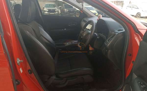 HONDA HRV RU1 1.5 E
