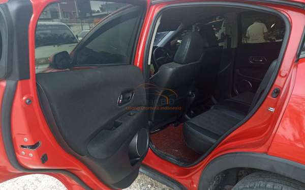 HONDA HRV RU1 1.5 E