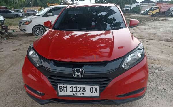 HONDA HRV RU1 1.5 E