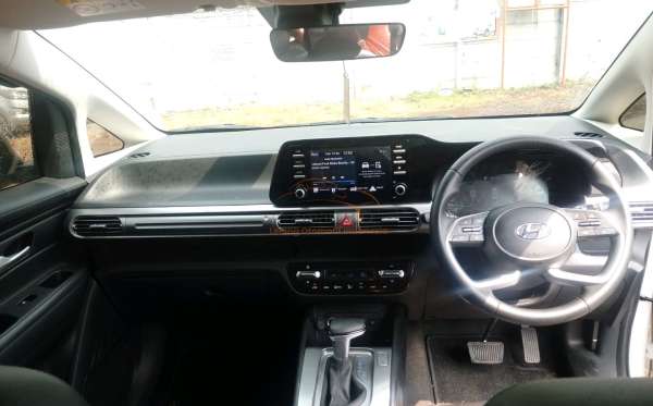 HYUNDAI STARGAZER PRIME 4X2