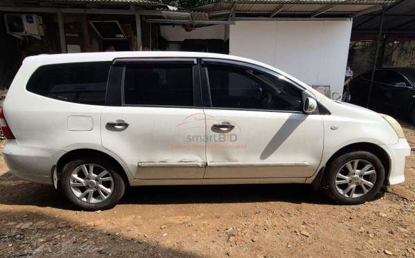 NISSAN GRAND LIVINA XV