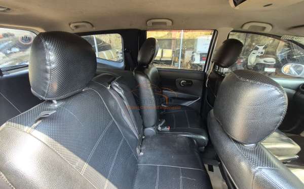 NISSAN GRAND LIVINA XV