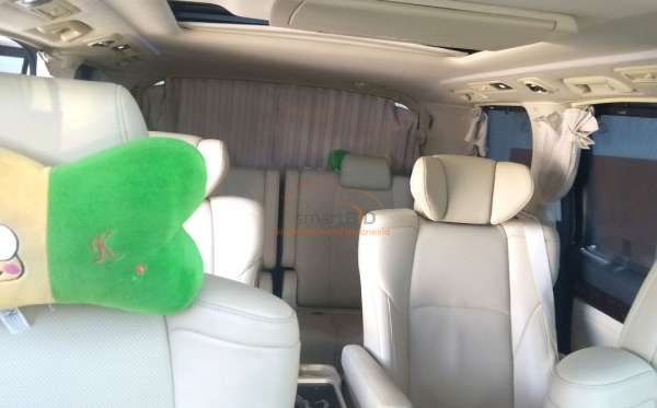 TOYOTA ALPHARD 2.5 G