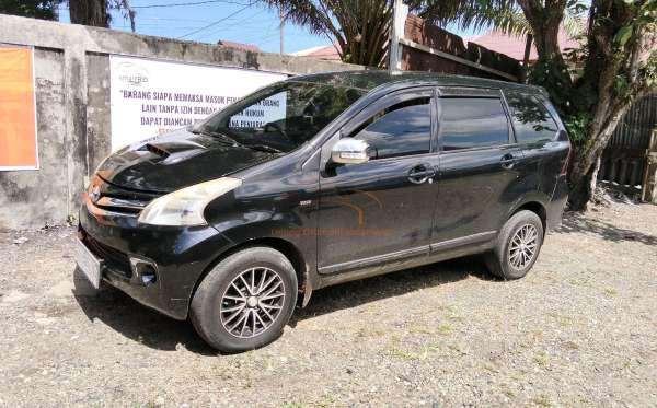 TOYOTA AVANZA 1.3 G