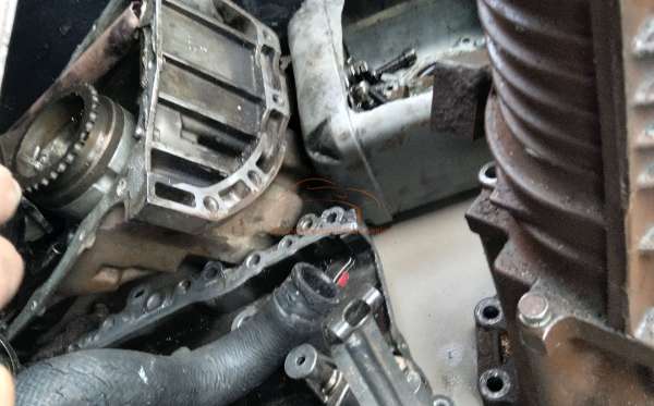TOYOTA AVANZA