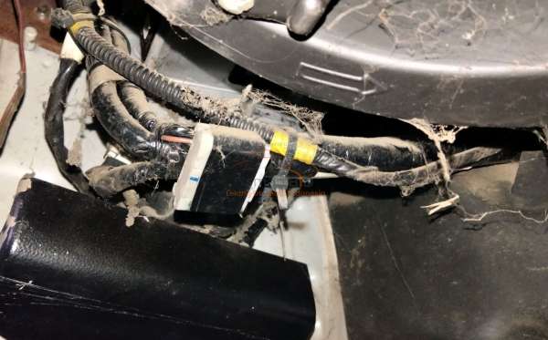 TOYOTA AVANZA