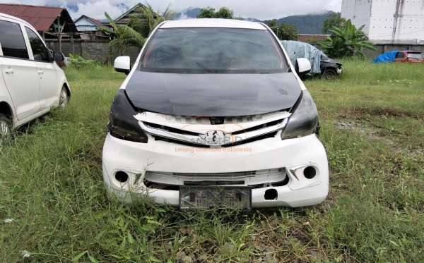 TOYOTA AVANZA