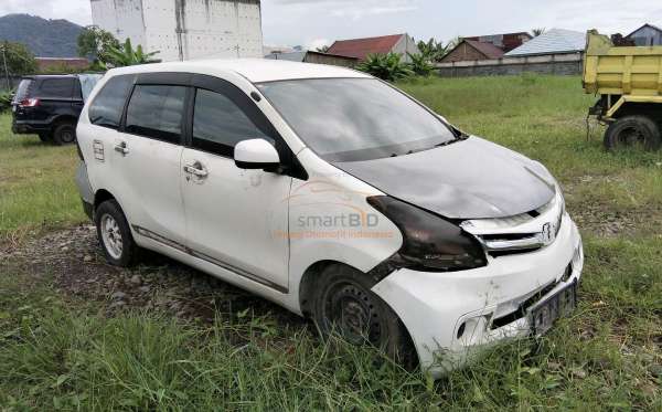 TOYOTA AVANZA
