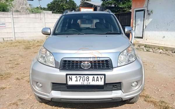TOYOTA RUSH 1.5 G A/T