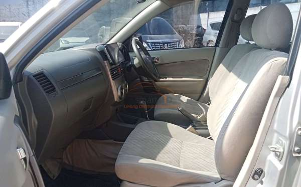 TOYOTA RUSH 1.5 G A/T