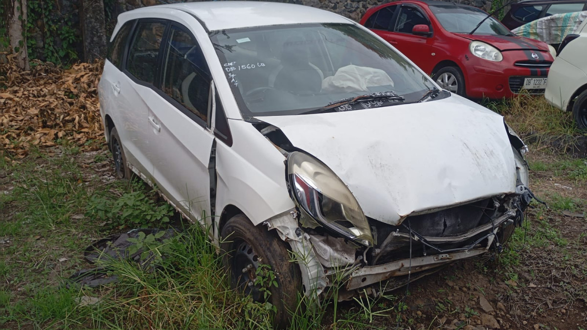 HONDA MOBILIO DD4 1.5E