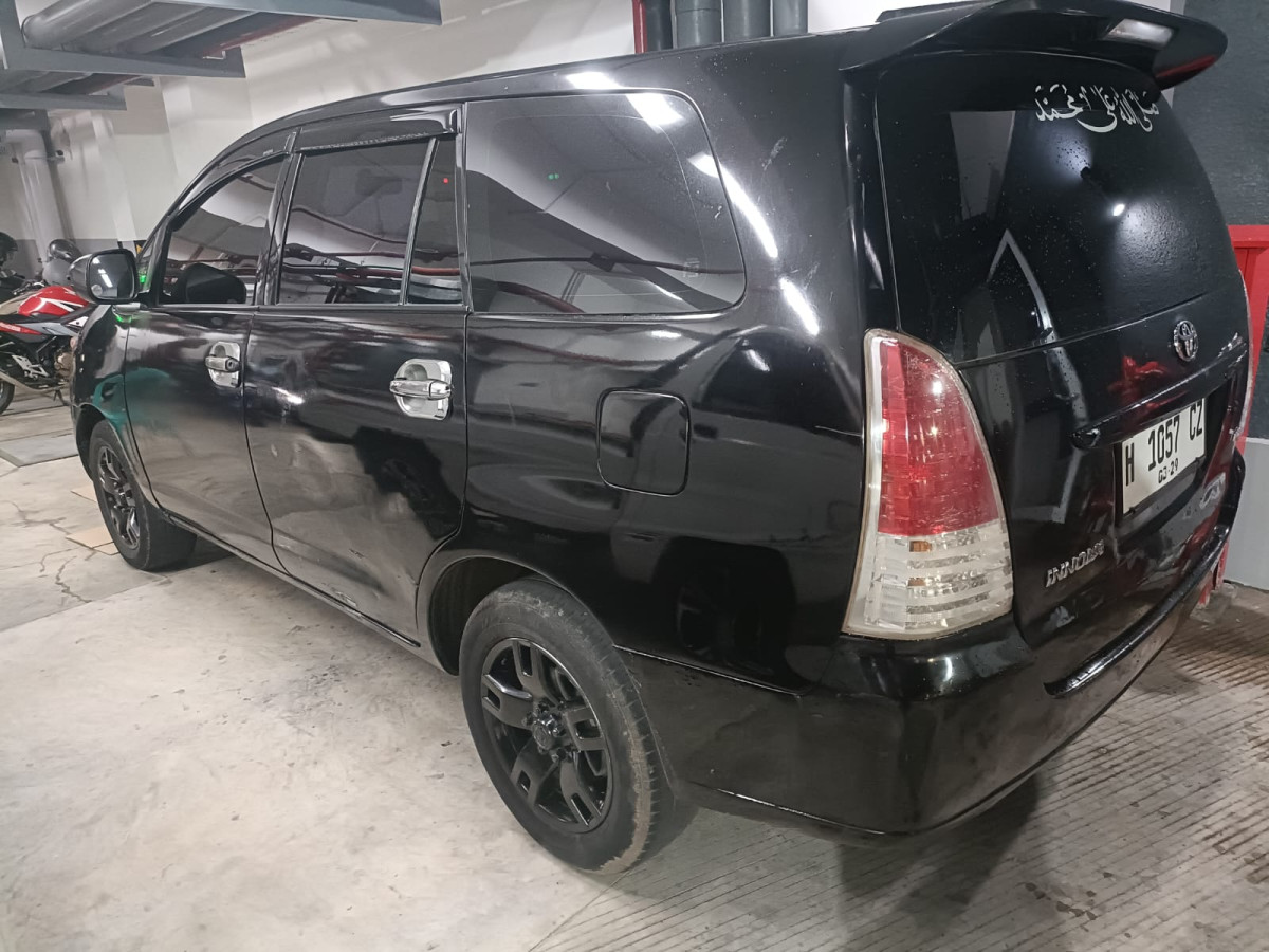 TOYOTA  KIJANG  INNOVA G