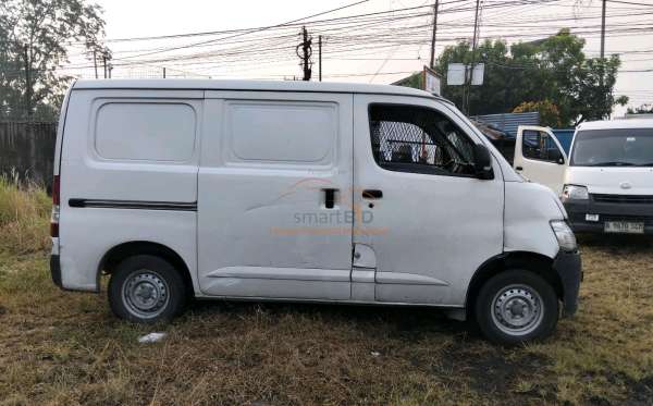 DAIHATSU GRAN MAX