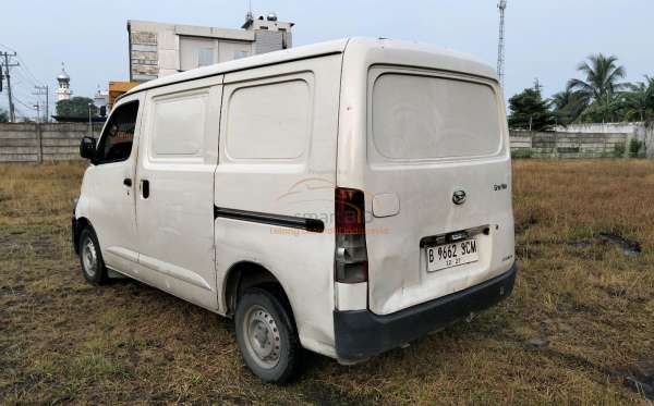 DAIHATSU GRAN MAX