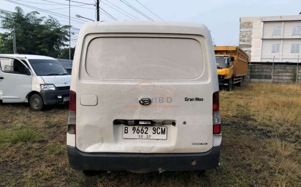 DAIHATSU GRAN MAX